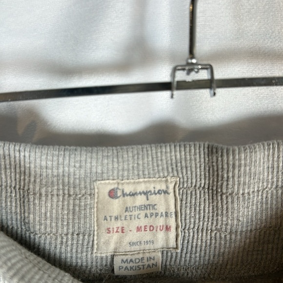 CHAMPION JOGGERS SIZE(M) - Picture 5 of 8